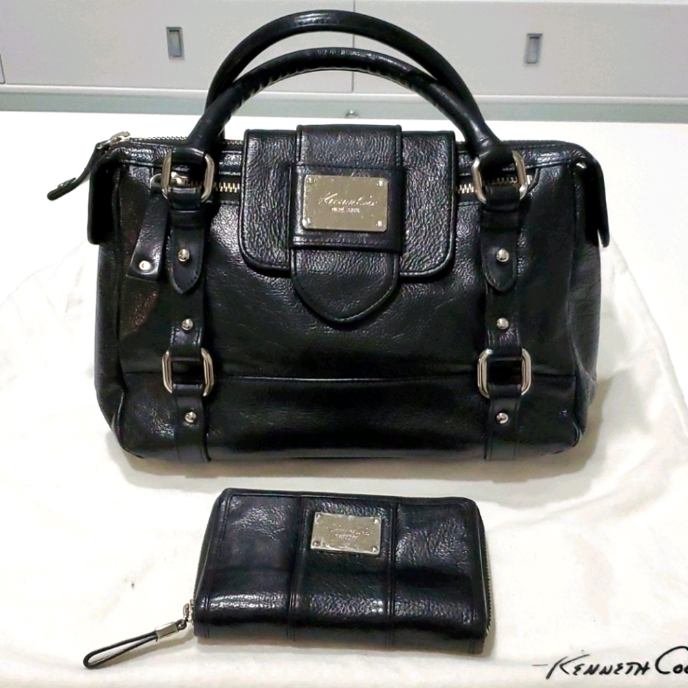 KENNETH COLE | Top Handle Bag